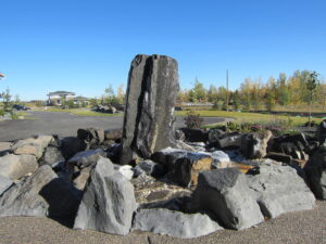 Large Water Feature with Black Irregular Boulders